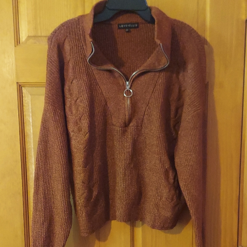 Womens Size Large, 1/4 Zip Sweater